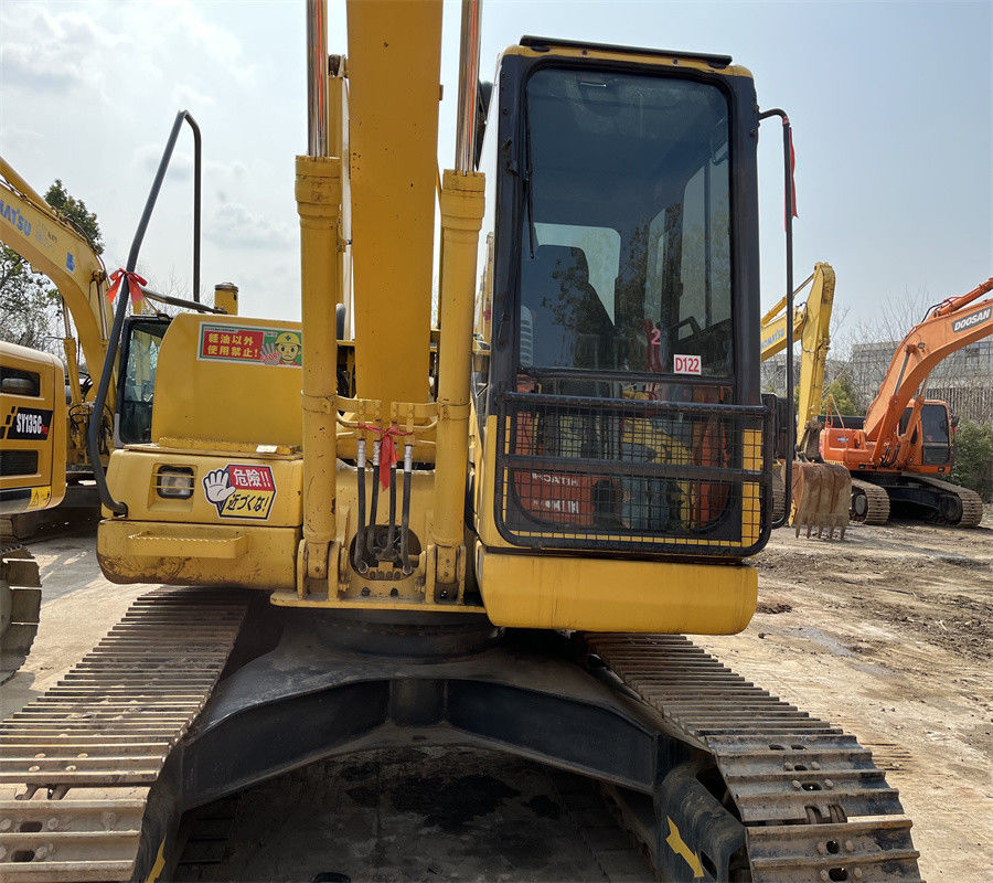 Χρησιμοποιημένος εκσκαφέας KOMATSU pc130-7 αντιολισθητικών αλυσίδων 13 τόνου υδραυλικός μίνι Backhoe εκσκαφέας