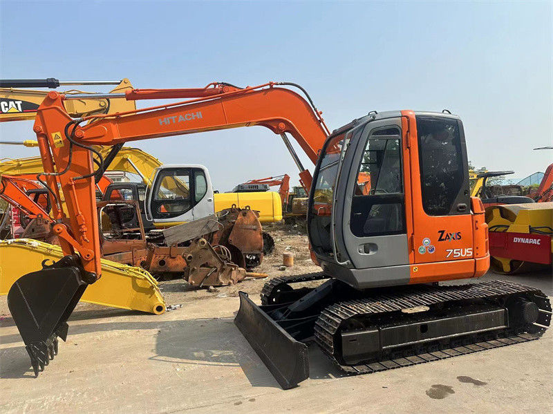 Χρησιμοποιούμενος εξορυκτής Hitachi ZX75US Mini Χρησιμοποιούμενος εξορυκτής Hitachi ZX75 Mini