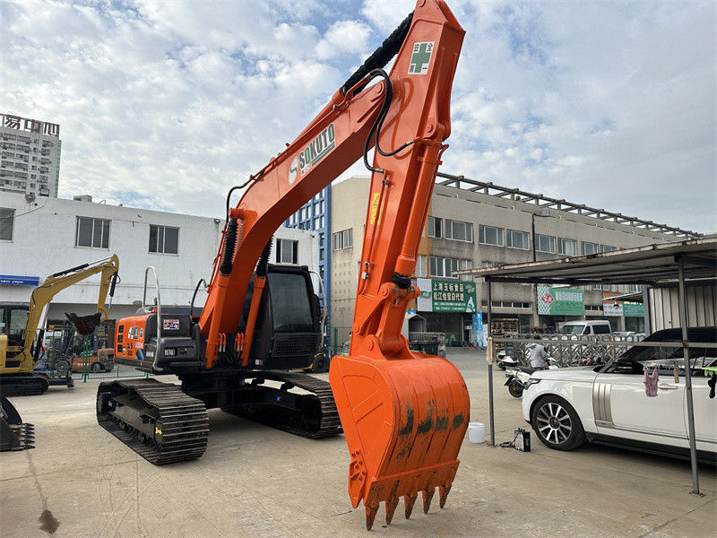 Χρησιμοποιούμενος εξορυκτής Hitachi ZX200LC Ιαπωνία Προέλευση Χρησιμοποιούμενος εξορυκτής Hitachi Zx200 20 τόνων
