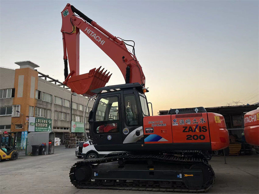 Χρησιμοποιήθηκε Ιαπωνία 2021χρονο Hitachi ZX200 Excavator Εξαιρετική κατάσταση Κόκκινο χρώμα