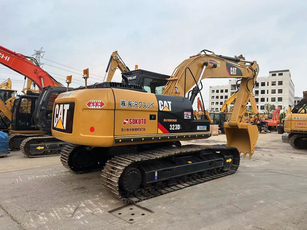 Χρησιμοποιούμενη Caterpillar 323DL Υδραυλική σκάψιμο βαρύτητα 23 τόνων CAT C6.6 κινητήρα