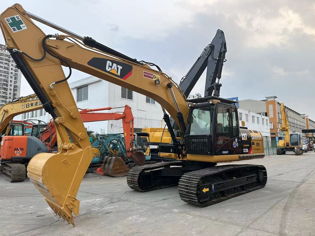 Χρησιμοποιούμενη Caterpillar 323DL Υδραυλική σκάψιμο βαρύτητα 23 τόνων CAT C6.6 κινητήρα