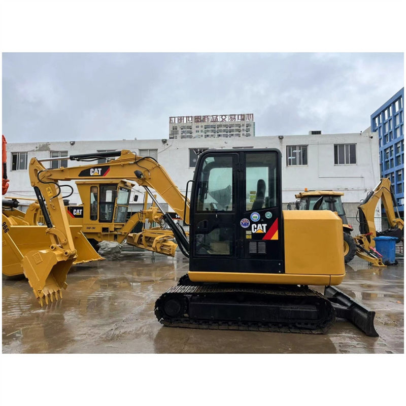 Μικρός σκάφτης CAT 305.5E2 Χρησιμοποιούμενος υδραυλικός σκάφτης βάρους 5 τόνων με λεπίδα