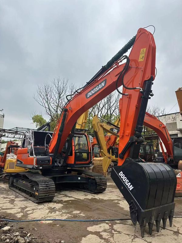 Αρχική εκσκαφέας Doosan Χρησιμοποιείται εκσκαφέας Doosan DX300LC Μεγάλο μέγεθος εκσκαφέας