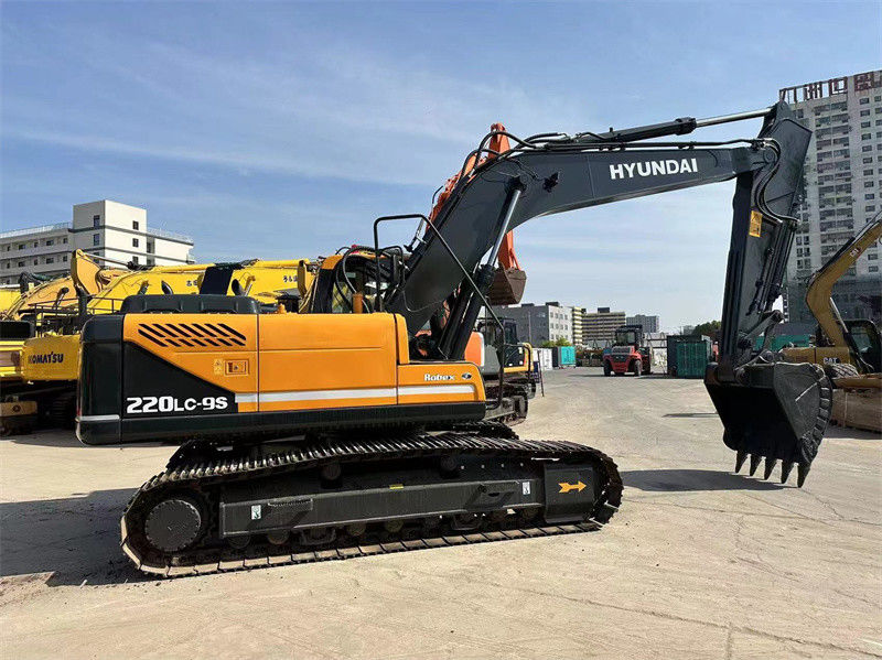 Χρησιμοποιούμενο υγιούνταϊ R220LC-9S εξορυκτήρας 22 τόνων Κορέα Χρησιμοποιούμενο υγιούνταϊ 220 εξορυκτικό σκάφος