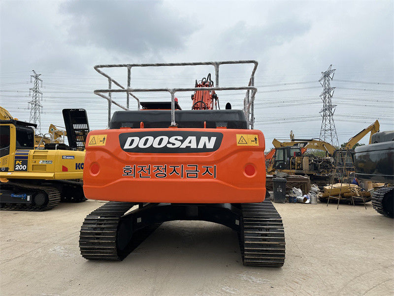 180 KW ισχύς κινητήρα Doosan DX260 Χρησιμοποιούμενα εξορυκτήρες με χωρητικότητα κουβάς 1,2 M3