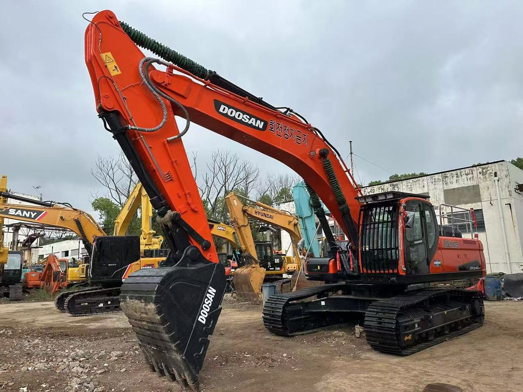 34 τόνους Χρησιμοποιούμενος εξορυκτής Doosan DX340LCA Χρησιμοποιούμενος εξορυκτής Doosan DX340 Crawler