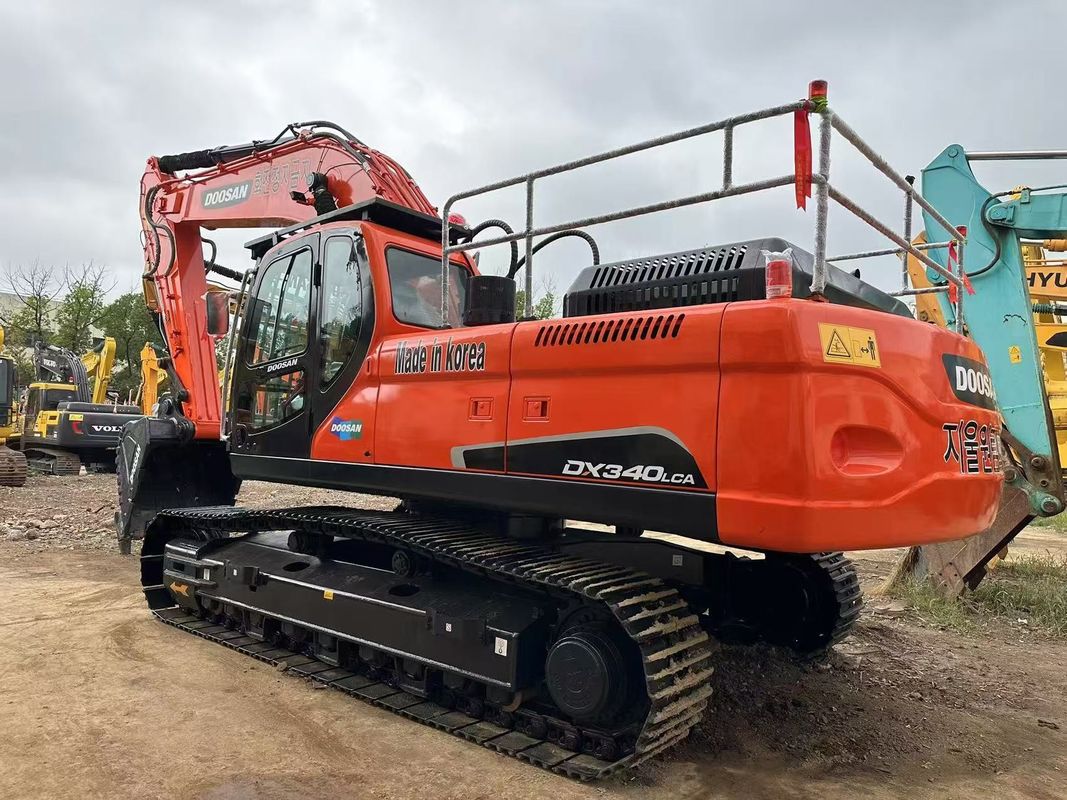 34 τόνους Χρησιμοποιούμενος εξορυκτής Doosan DX340LCA Χρησιμοποιούμενος εξορυκτής Doosan DX340 Crawler