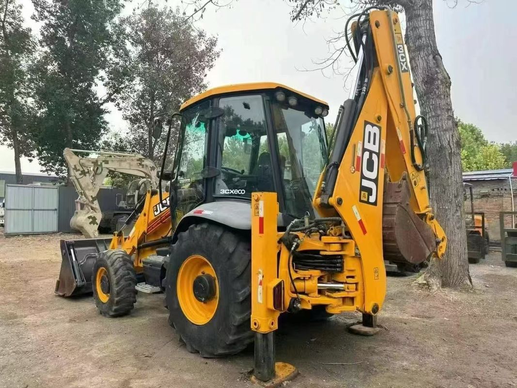 Χρησιμοποιούμενο φορητή JCB 3CX Backhoe με διχασμένο κουβά