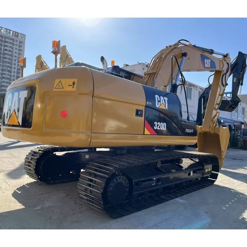 Εκσκαφέας Caterpillar 320 D με ηλεκτρικό κινητήρα
