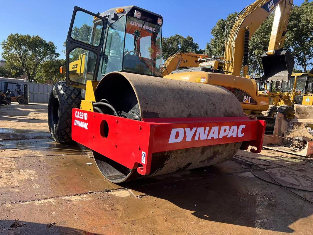 Χρησιμοποιημένο Dynapac CA30D Road Roller Compactor Dynapac CA30D Single-Drum Vibratory Roller