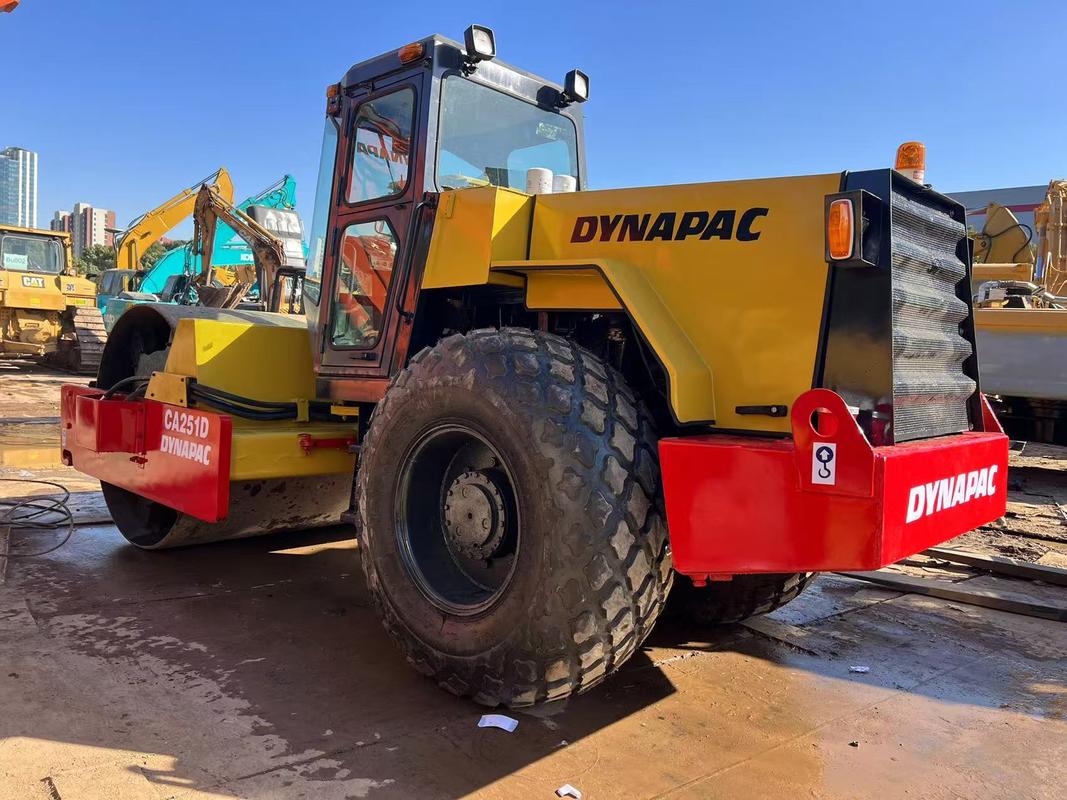Χρησιμοποιημένο Dynapac CA30D Road Roller Compactor Dynapac CA30D Single-Drum Vibratory Roller