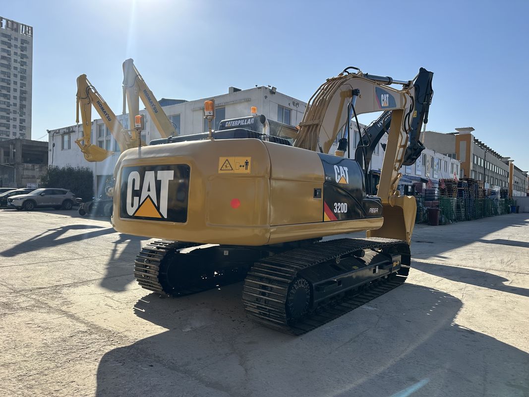 Χρησιμοποιούμενος εξορυκτής CAT 320D 20 τόνων μεταχειρισμένος εξορυκτής CAT 320 μεσαίου μεγέθους