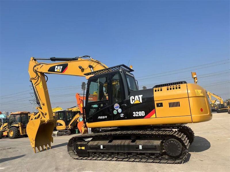 Χρησιμοποιούμενη σκάφτρα Caterpillar 320D με κινητήρα Caterpillar C6.4 και χωρητικότητα κουβάς 1,2m3 για κατασκευές βαρέων έργων