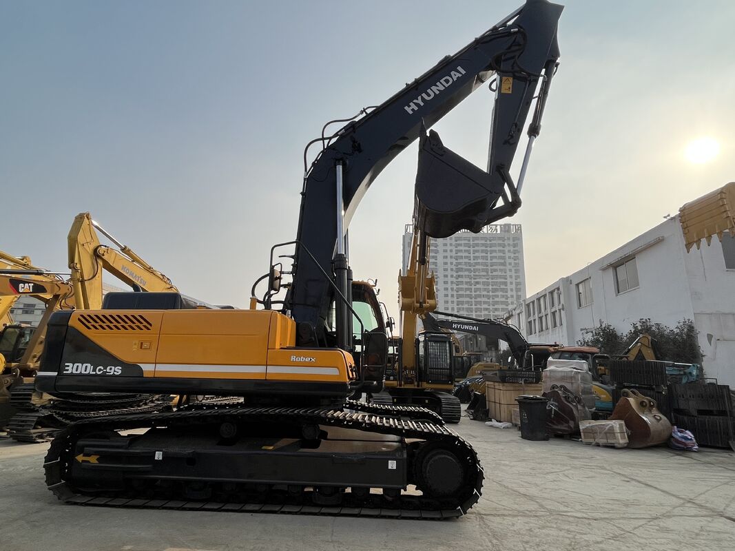Χρησιμοποιούμενη Υούνταϊ Excavator 300LC-9 Heavy Duty Machine Μεγάλη ισχύς Ανθεκτικός κινητήρας Σταθερή λειτουργία Ιδανική για απαιτητικές εργασίες μεταφοράς γης