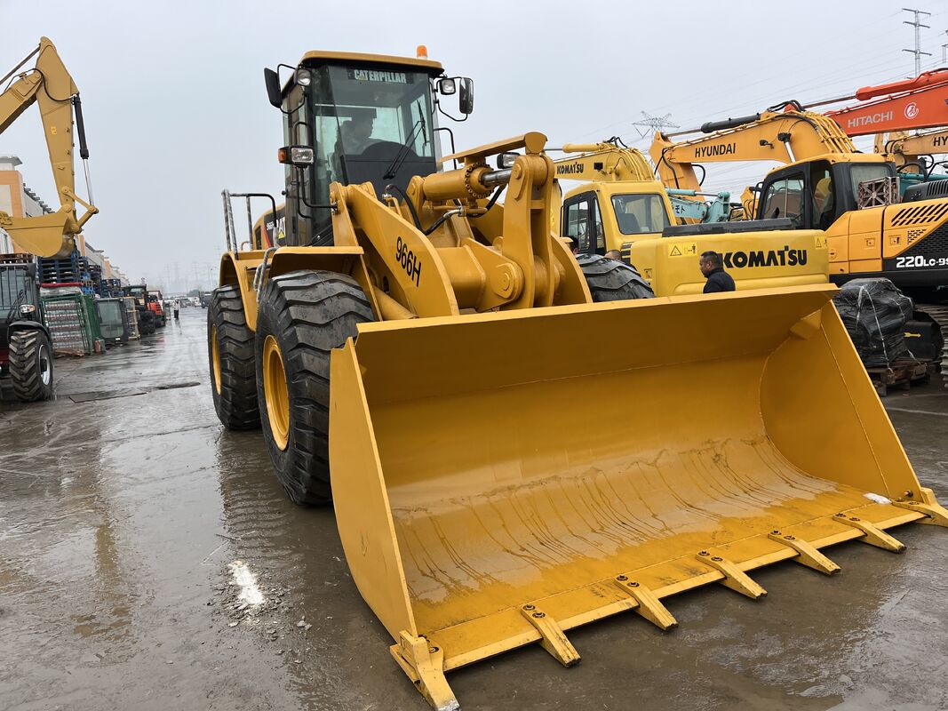 Χρησιμοποιούμενο φορτιστή τροχών CAT 966H με υψηλή δύναμη διάσπασης και ανθεκτικό σύστημα κίνησης που παρέχει απόδοση σε σκληρά βιομηχανικά περιβάλλοντα